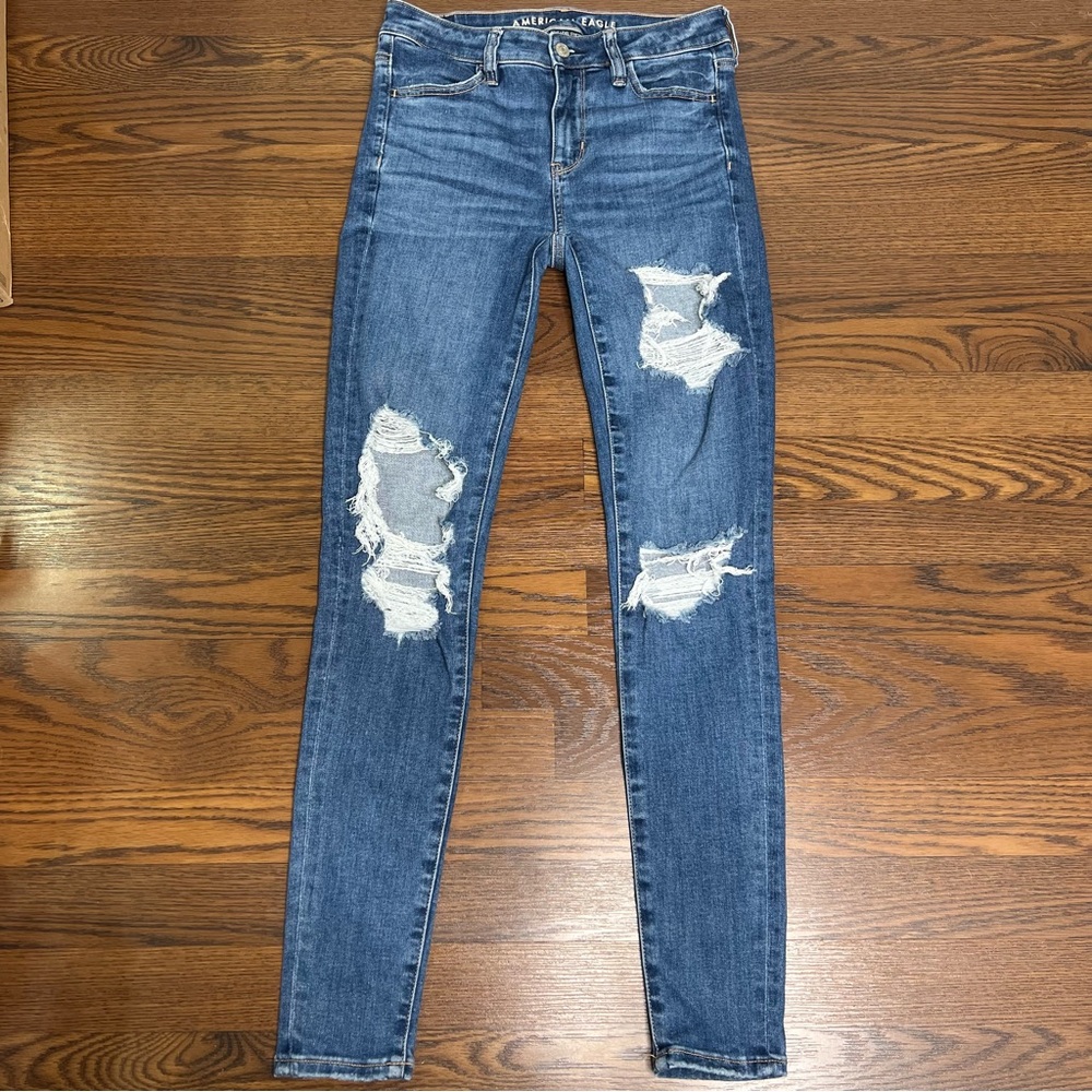 American Eagle Next Level Stretch Hi Rise Jegging in Medium wash size 4 long